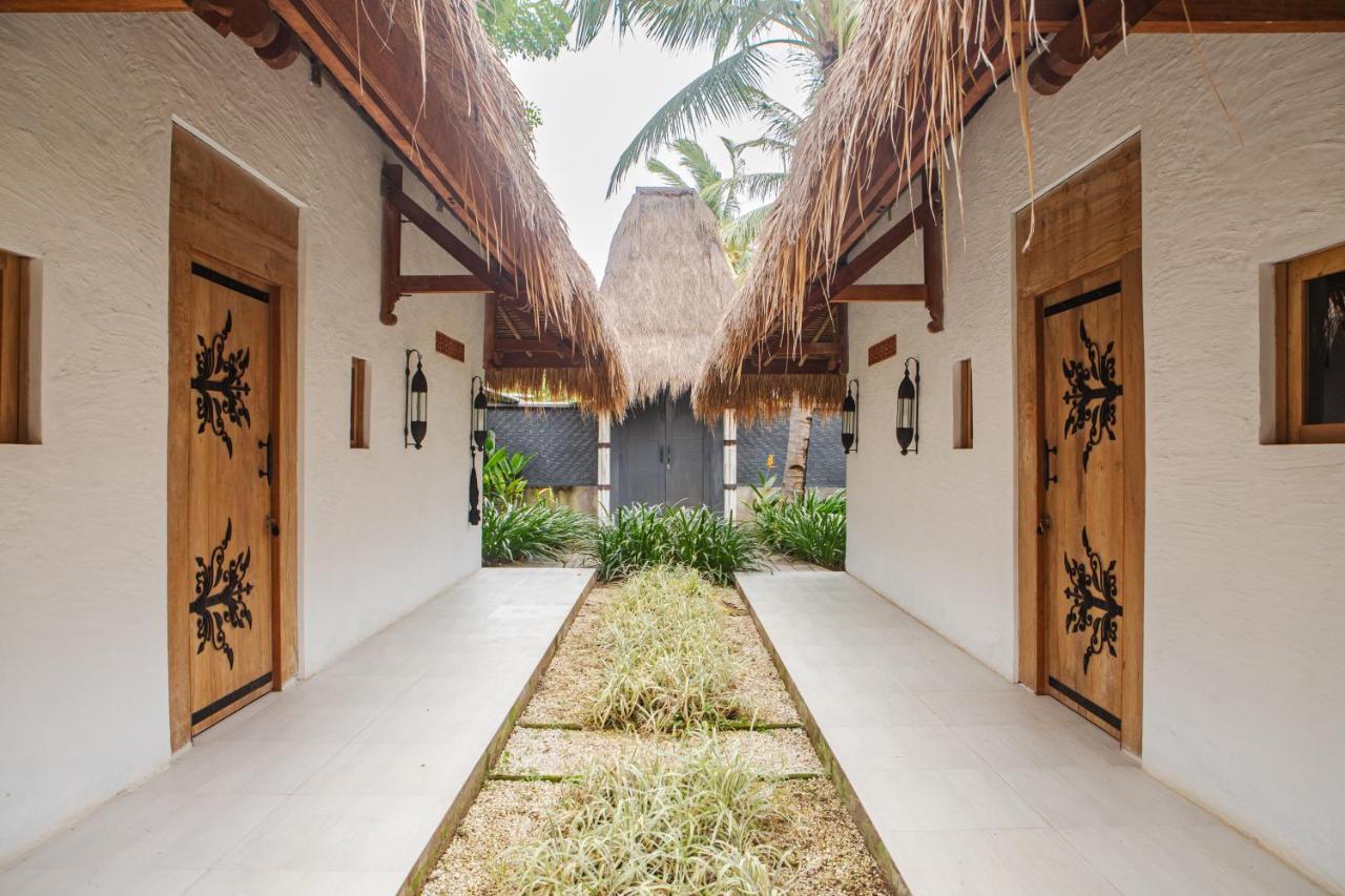 Beach Villas Lombok Tanjung  Exterior photo